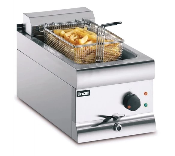 Lincat Silverlink 600 DF33 Single Tank 9 Litre Electric Fryer With Basket 7 Lincat Silverlink 600 DF33 Single Tank 9 Litre Electric Fryer With Basket - Image 5